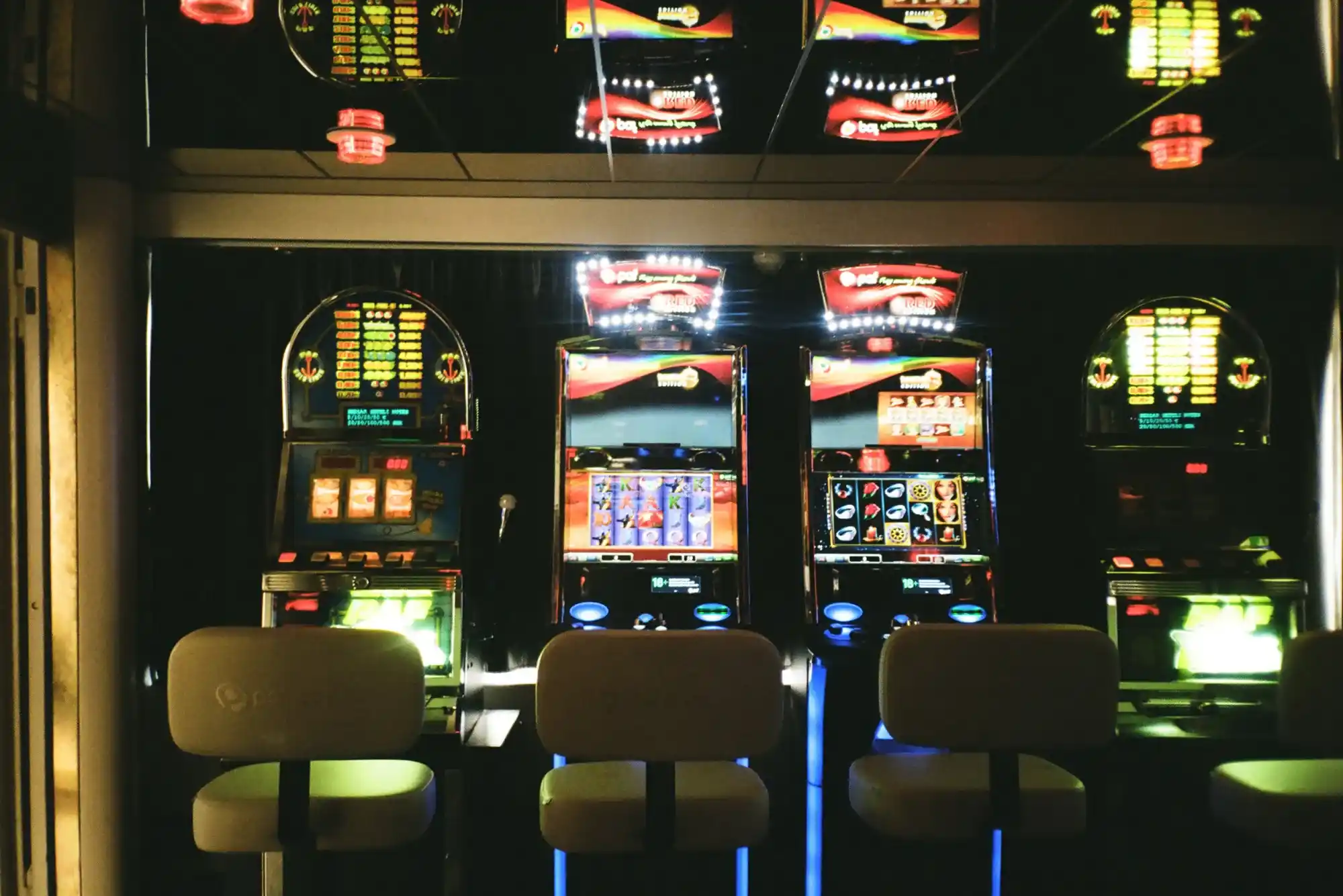 What Defines a Split Symbol in Slots